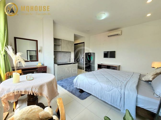 Hình ảnh Mb6623 nạp rút nhanh chóng studio full nội thất cửa sổ lớn gần sân bay, CV Hoàng Văn Thụ