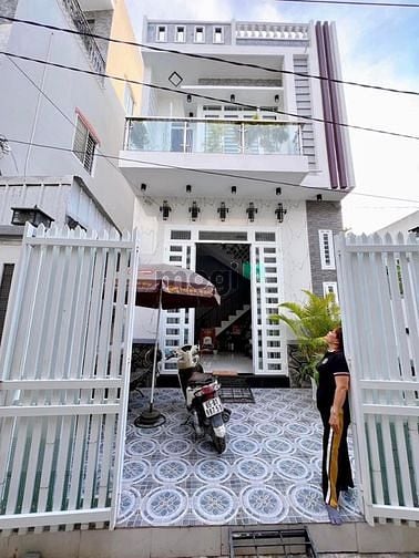 Hình ảnh Kẹt bán gấp Cao Lỗ -Quận 8 -Giá 2ty330