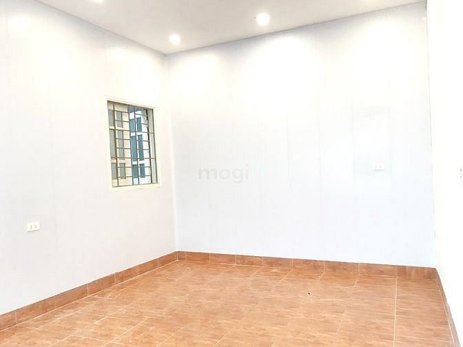 Hình ảnh Cho thuê nhà nguyên căn ngõ 47 Văn Cao, Ba Đình.
