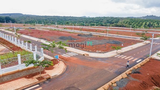 Hình ảnh Đất nền trung tâm Bù Đăng Bình Phước đối diện ủy ban nhân dân còn 2 lô