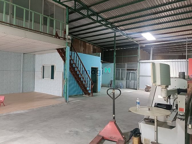 Hình ảnh Cho thuê xưởng dt 450m2 giá 48tr Ql1A BHH