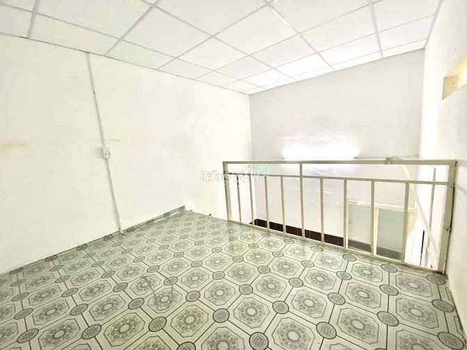 Hình ảnh Phòng trọ Tân Phú, 25m2, nhà có hầm xe thang máy