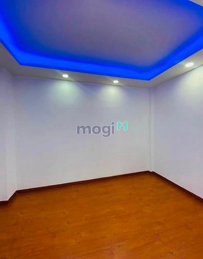 Hình ảnh NHÀ BÁN gấp Đ. Huỳnh Tấn Phát . Q7 Giá 2tỷ 150