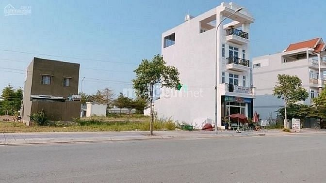 Hình ảnh Cắt lỗ 300tr, Bán Gấp Cặp Đất 260m2 Trần Văn Giàu liền kề KDC Tên Lửa