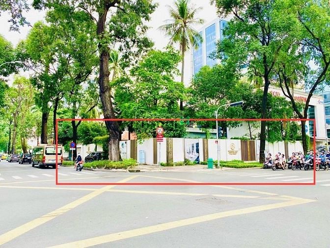 Hình ảnh Cho Thuê Biệt Thự 1200m2 đất góc ngã tư Điện Biên Phủ + Lê Quý Đôn