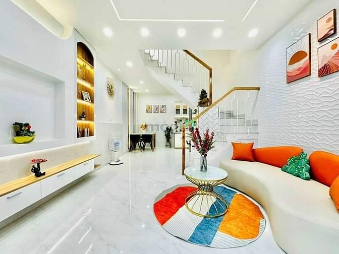 Hình ảnh Bán nhà mới đường  Tôn Đản, quận 4. SHR