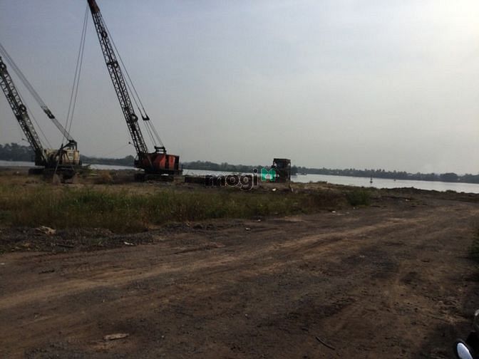 Hình ảnh Cho thuê đất Mt 680 đường lã Xuân oai f Long trường quận 9