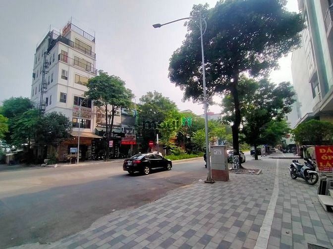 Hình ảnh Gấp! Cần bán đất phố Lạc Long Quân, Tây Hồ, chỉ  ra phố oto tránh 178m
