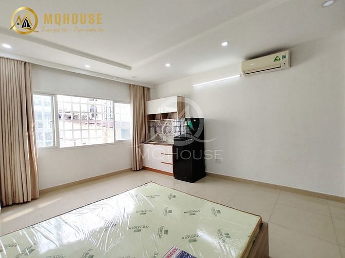 Hình ảnh ☘️Mb6623 nạp rút nhanh chóng Ban Công Cửa sổ Sáng- K300 đường C18- Hoàng Hoa Thám