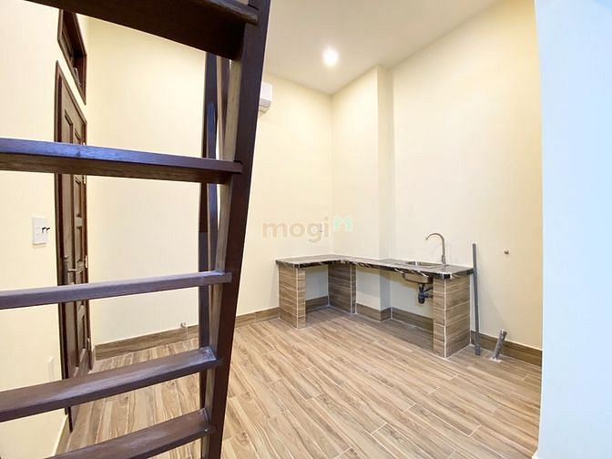 Hình ảnh Cho thuê chung cư mini nội thất gỗ cửa sổ lớn thoáng mát