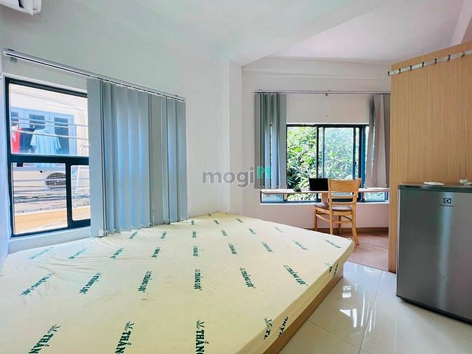 Hình ảnh Studio xinh xắn tràn ngập ánh sáng