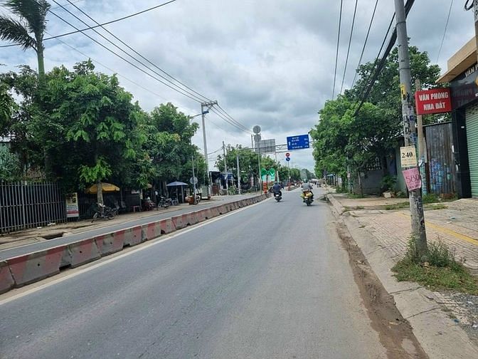 Hình ảnh Hóc Môn, Đất Mặt tiền Nguyễn Văn Bứa, KV 9x40m, Chỉ 9.5 tỷ