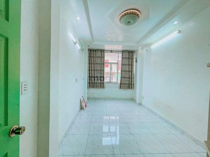 Hình ảnh Cho thuê nhà nguyên căn 5pn Lê Văn Sỹ, Tân Bình