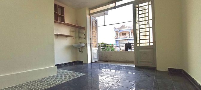 Hình ảnh Cho thuê phòng trọ mới có ban công, cửa sổ 20m2.