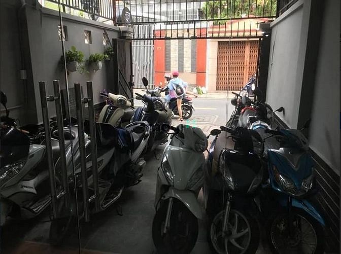 Hình ảnh Căn góc xịn xò  2mt  cho thuê giá rẽ . 5x28. .sd 420m2  giá chĩ  40tr