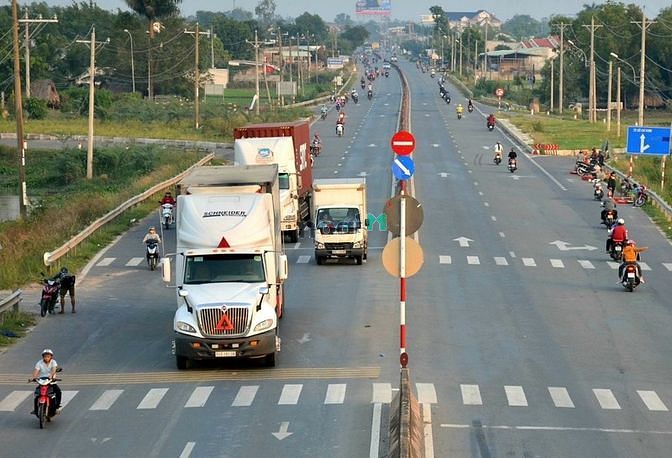 Hình ảnh Sang Gấp Lô Góc 2 MT 668m2 Đường Lớn ,Dân Đông. Gía 1ty2.