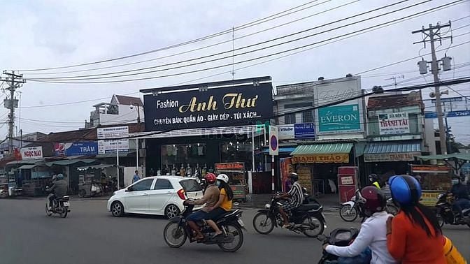 Hình ảnh Sang Gấp Lô Góc 2 MT 668m2 Đường Lớn ,Dân Đông. Gía 1ty2.