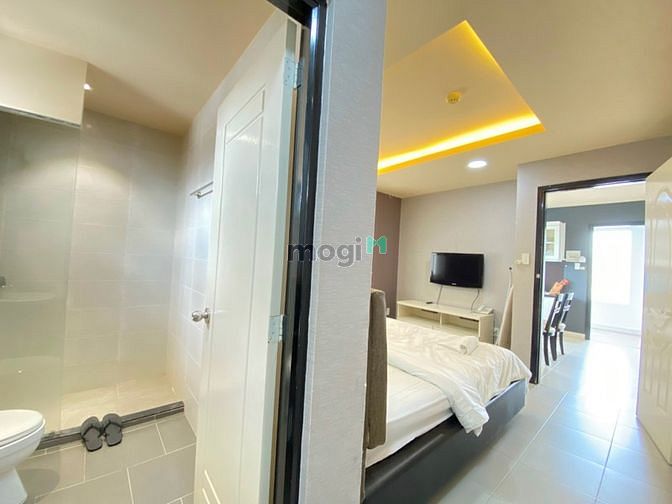Hình ảnh 2 Phòng Ngủ_Rộng Thoáng_Thang máy_Hầm xe_Quận 10