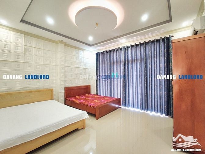 Hình ảnh Nhà đẹp 4 phòng ngủ gần Vincom - B211