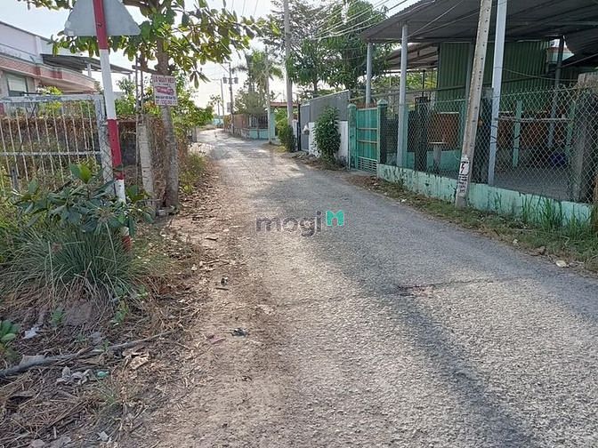 Hình ảnh Chính chủ bán gấp đất đường Liên Phường, Phú Hữu, Quận 9 có SHR