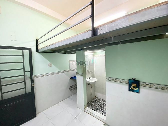 Hình ảnh Phòng Trọ Có Gác Ngay Lê Văn Việt, Quận 9