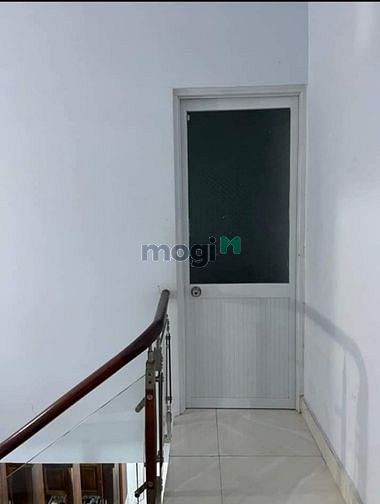 Hình ảnh Cho Thuê Nhà Mới nguyên Căn 1 lầu 1 trệt