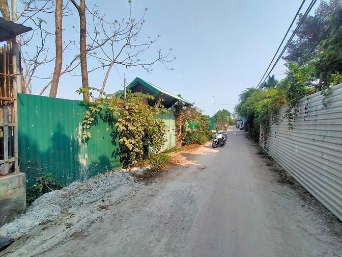 Hình ảnh 1000 m2 cho Thuê nhà+kho nhỏ+đất vườn