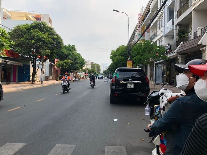Hình ảnh Cho mượn đất 10 năm không lấy tiền tại cầu Rạch Chiếc, Quận 9
