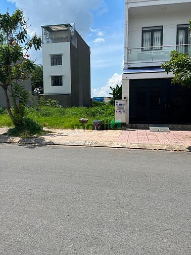 Hình ảnh Thanh lý lô đất mặt tiền đường Suối Cái, phường Linh Xuân, Thủ Đức.
