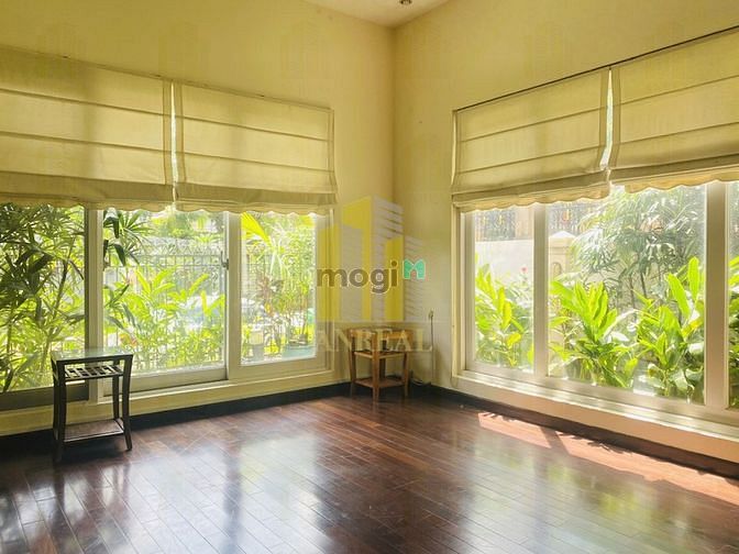 Hình ảnh Cho Thuê Biệt Thự 1000m2 Nguyễn Văn Hưởng Làm Trường Học