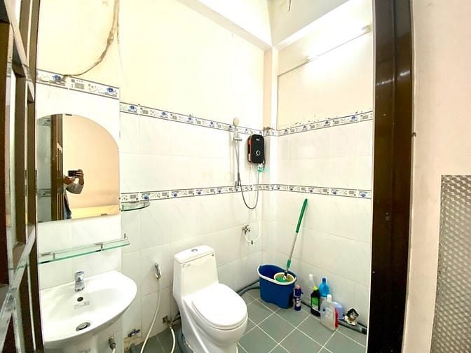 Hình ảnh CHDV ngay đường D2. gần ĐH Hutech và Ngoại Thương