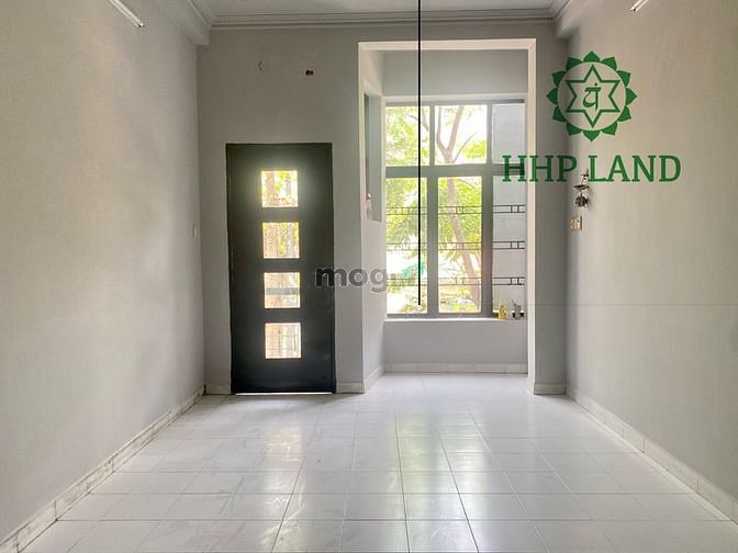 Hình ảnh Cho thuê mới mặt tiền Hưng Đạo Vương