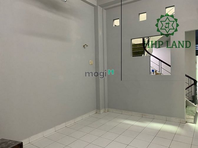 Hình ảnh Cho thuê mới mặt tiền Hưng Đạo Vương