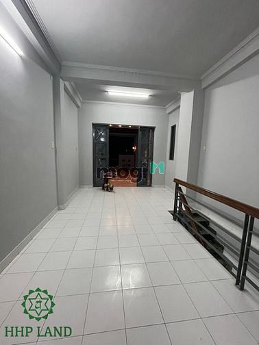Hình ảnh Cho thuê mới mặt tiền Hưng Đạo Vương