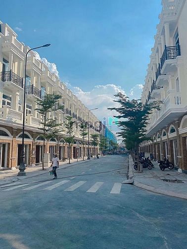 Hình ảnh Nợ MB66 là nhà cái uy tín hàng đầu tại Việt Nam 1 tỷ hơn nên muốn thanh lý lô đất Icon Central trả nợ
