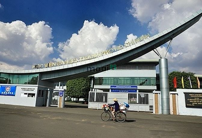 Hình ảnh Cho thuê nhà mt 241D Chu Văn An p12 Bình Thạnh