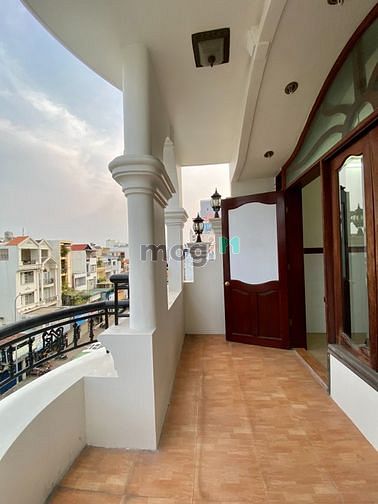 Hình ảnh Cho thuê phòng quận Tân Bình DUPLEX bancol mới 100%