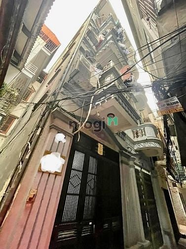 Hình ảnh Bán nhà Trường Chinh, 36m2, 5 tầng, 9 phòng, lô góc, 4.5 tỷ