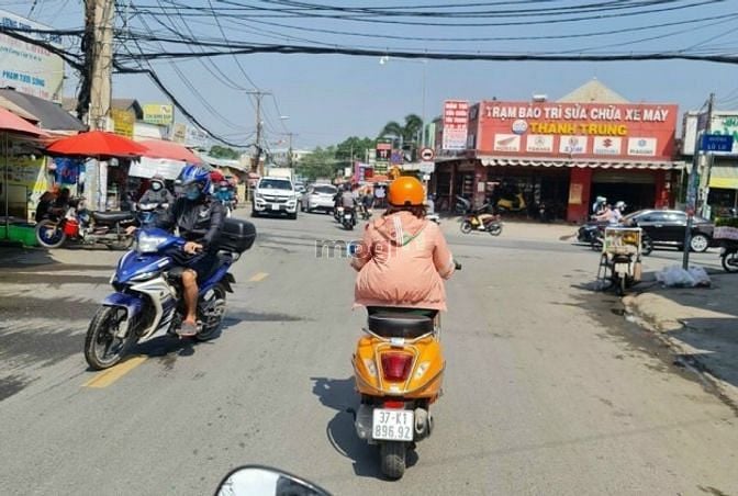 Hình ảnh chính chủ cần bán gấp lô đất nằm gần vincom quận 9