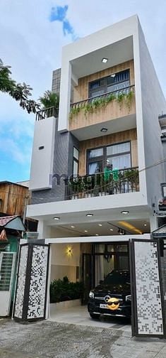 Hình ảnh Nhà Phạm Văn Hai gần Lê Văn Sỹ - (6.25x 12.2m) – 9.4 tỷ