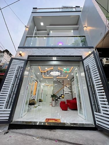 Hình ảnh HÌNH THẬT có 2 tầng, 2PN, 3WC HXH Âu Dương Lân P3