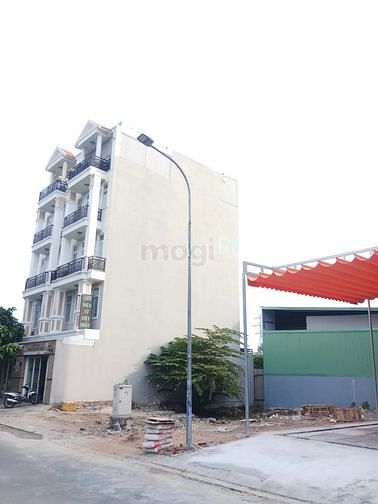 Hình ảnh Bán gấp lô đất hẻm 10m Nguyễn Xí, 5mx16, 80m2, sau TTTM Vincom, 10.8ty