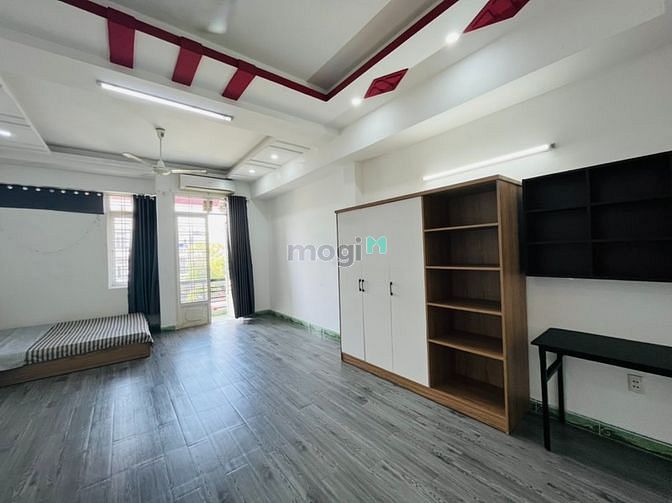 Hình ảnh Trống lại phòng studio rộng 40m2 có bancol thoáng Đường Phạm Văn Bạch