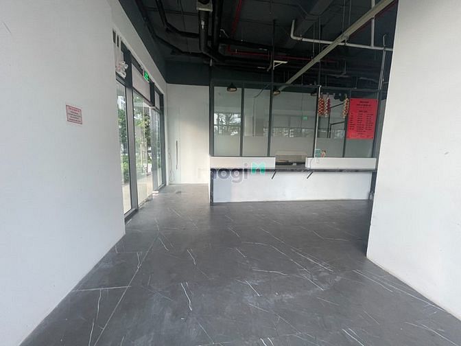 Hình ảnh Cho thuê shophose căn góc hoàn thiện 70m2