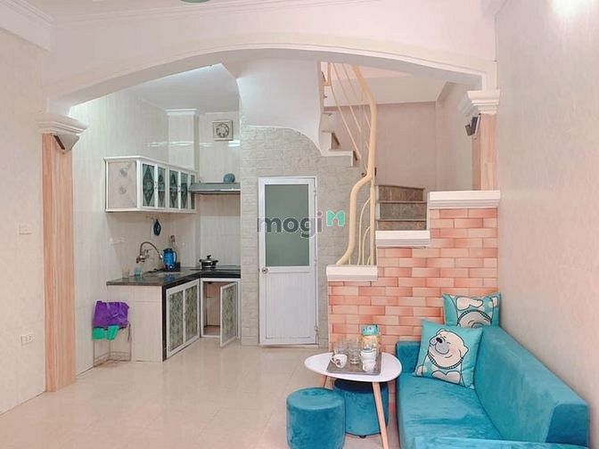 Hình ảnh Bán nhà Đê La THành, 34m2, 4 tầng, 3.1 tỷ