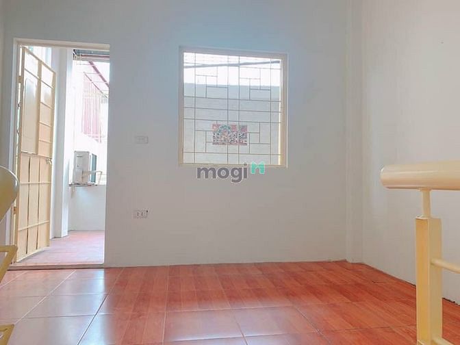 Hình ảnh Bán nhà Đê La THành, 34m2, 4 tầng, 3.1 tỷ