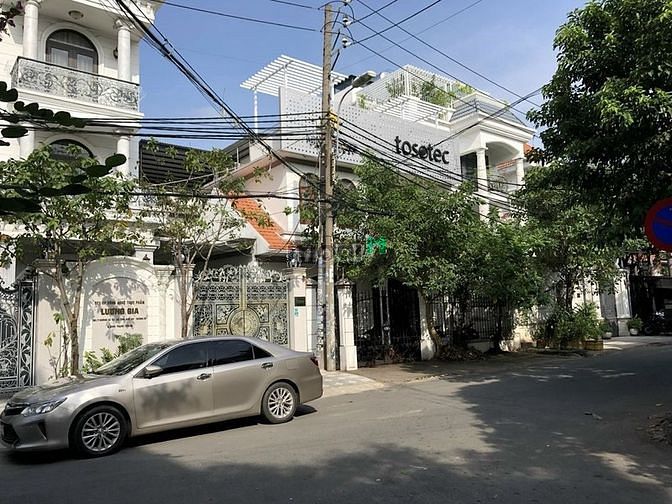 Hình ảnh Cho thuê biệt thự Đường số 12 Cư Xá Chu Văn An Bình Thạnh .