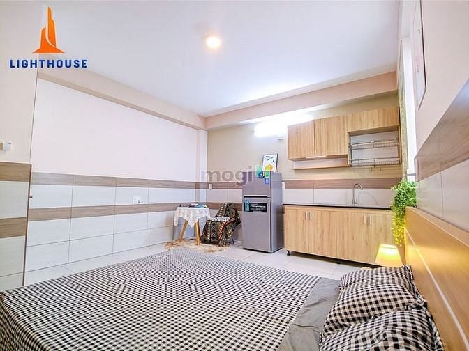 Hình ảnh 🌈🌈CĂN HỘ Dịch Vụ BAN CÔNG LỚN Ngay Trung Tâm QUẬN 10