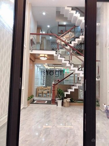 Hình ảnh Nhà Dương Quảng Hàm(4*16m) 3L ST 4PN, 5WC hẻm 12m