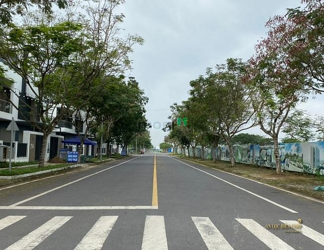 Hình ảnh Lô đất biệt thự  Thổ cư 100% ngay Đông Tăng Long và Đảo Kim Cương
